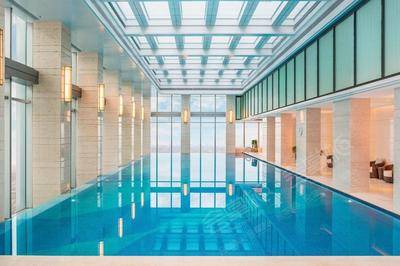 长沙瑞吉酒店室内游泳池